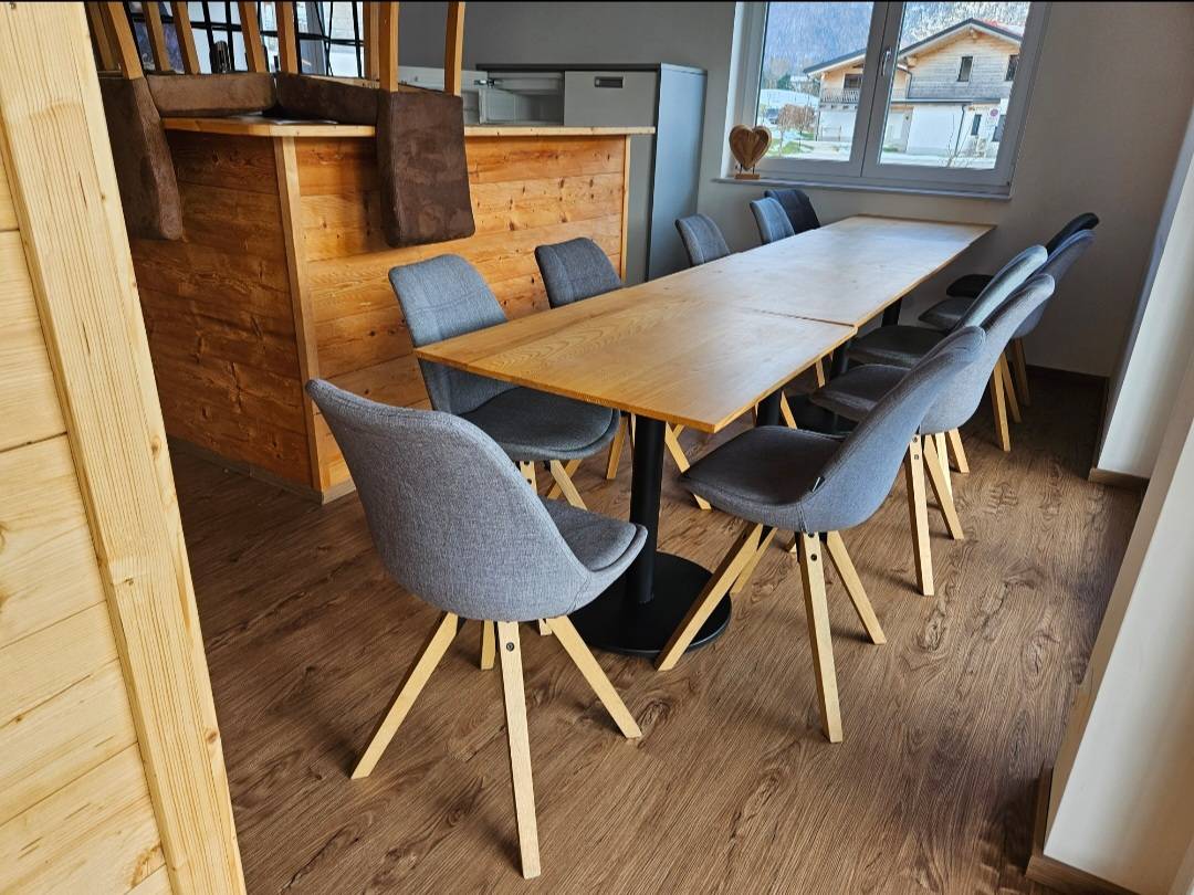 110 M² Ferienwohnung ∙ 3 Schlafzimmer ∙ 12 Gäste - Teisendorf