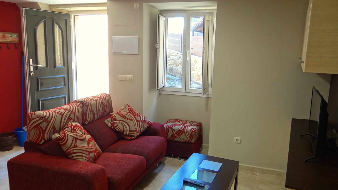 39 M² Casa ∙ 1 Quarto ∙ 2 Hóspedes - Muros