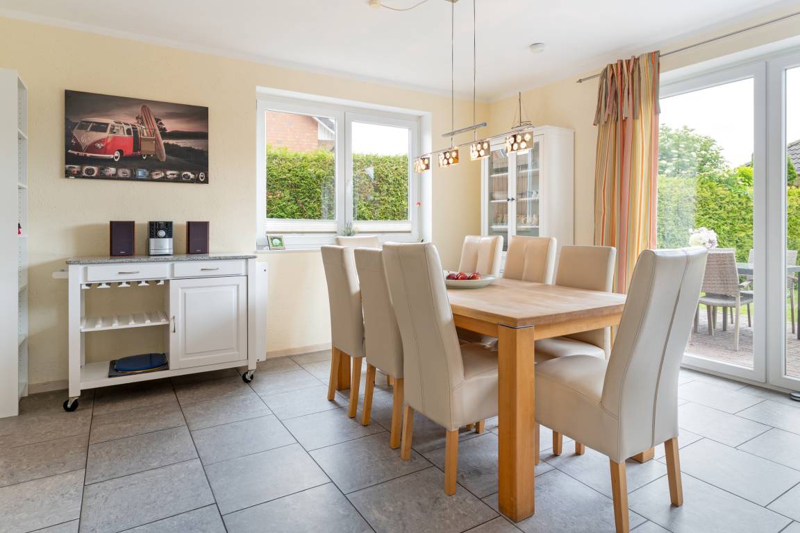 99 m&sup2; Ferienhaus 4 Schlafzimmer 8 G&auml;ste
