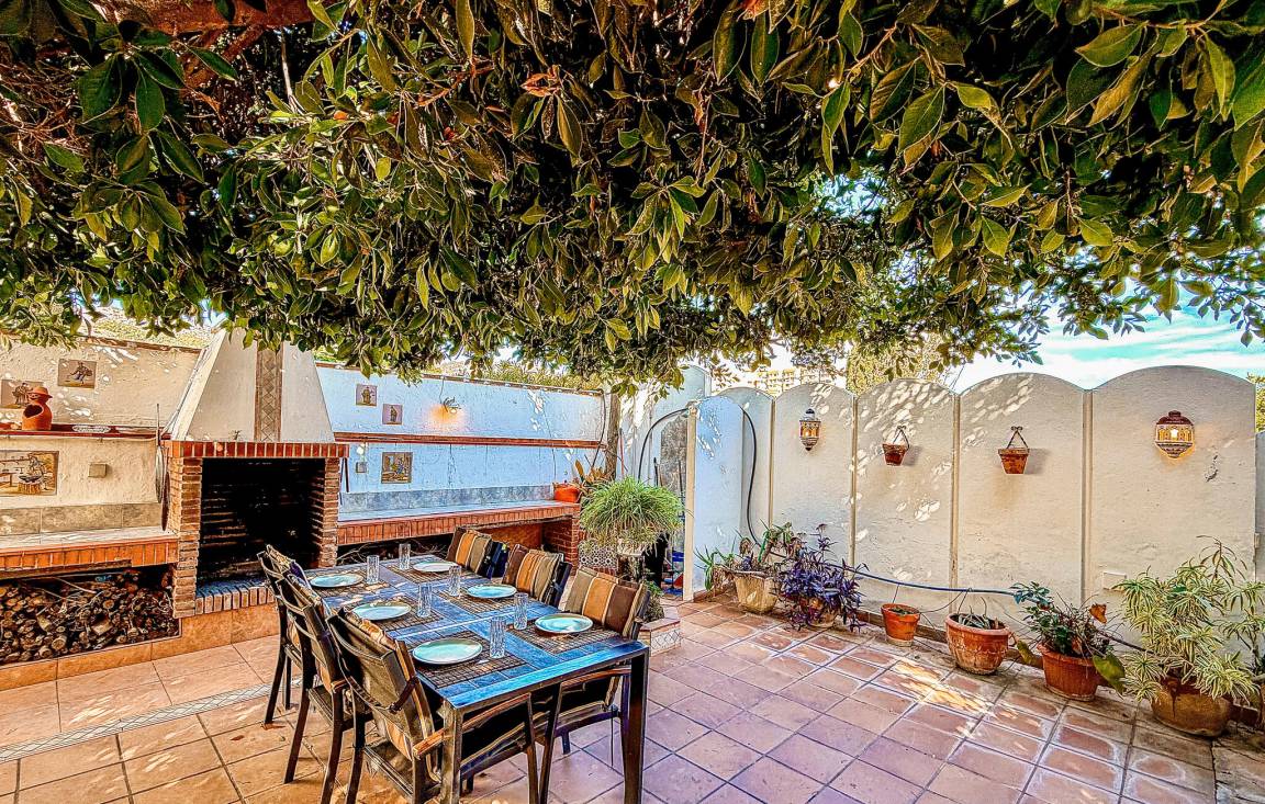 150 M² Huis ∙ 2 Slaapkamers ∙ 6 Gasten - Torremolinos