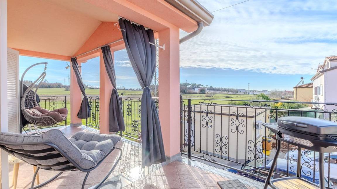 80 M² Appartement ∙ 3 Chambres ∙ 4 Personnes - Poreč