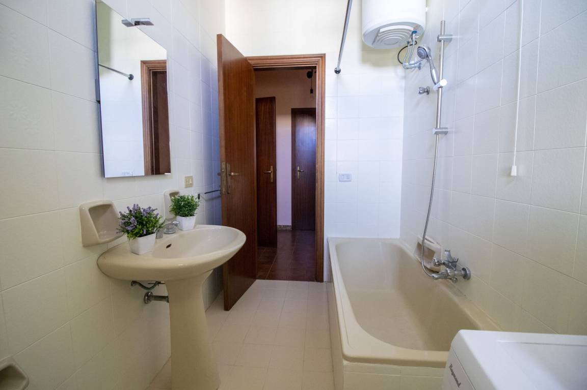 80 m² Unterkunft ∙ 2 Schlafzimmer ∙ 6 Gäste – Bild 12