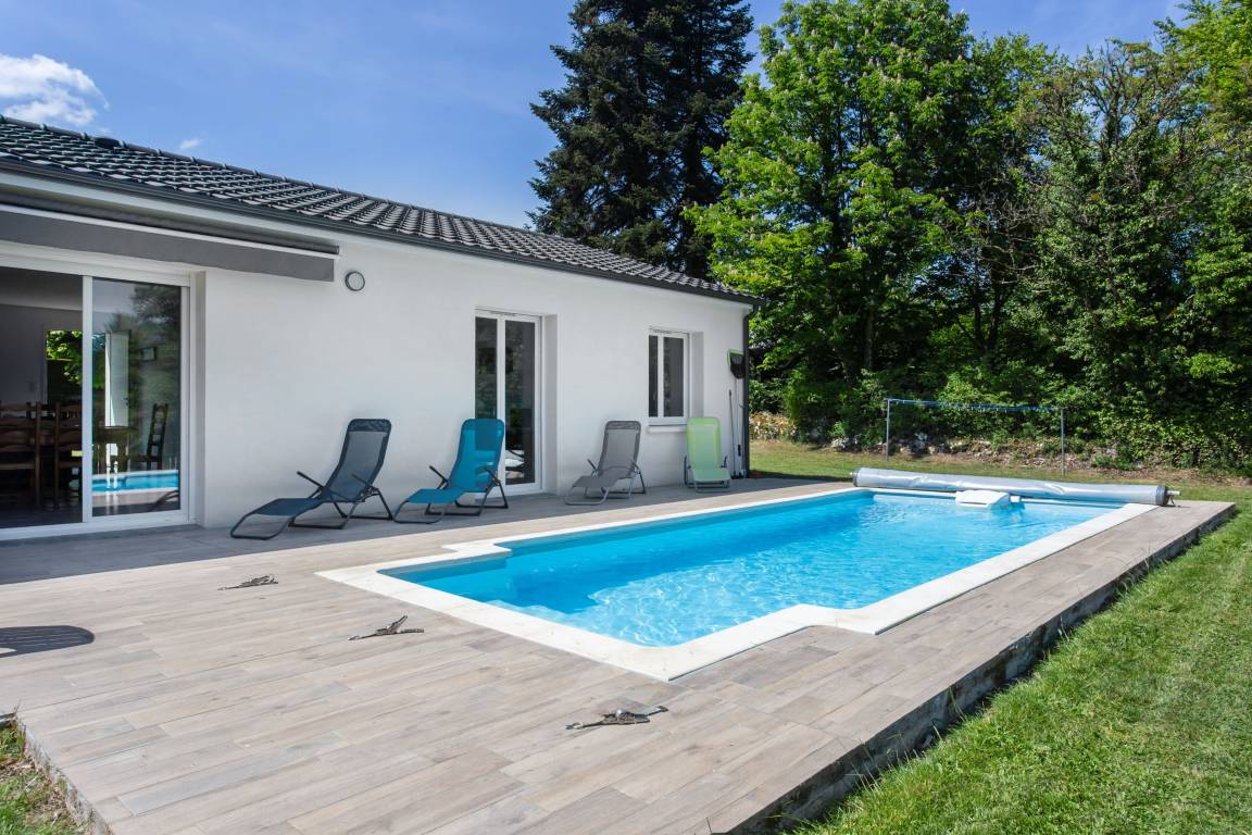90 M² Maison De Vacances ∙ 3 Chambres ∙ 8 Personnes - Nontron