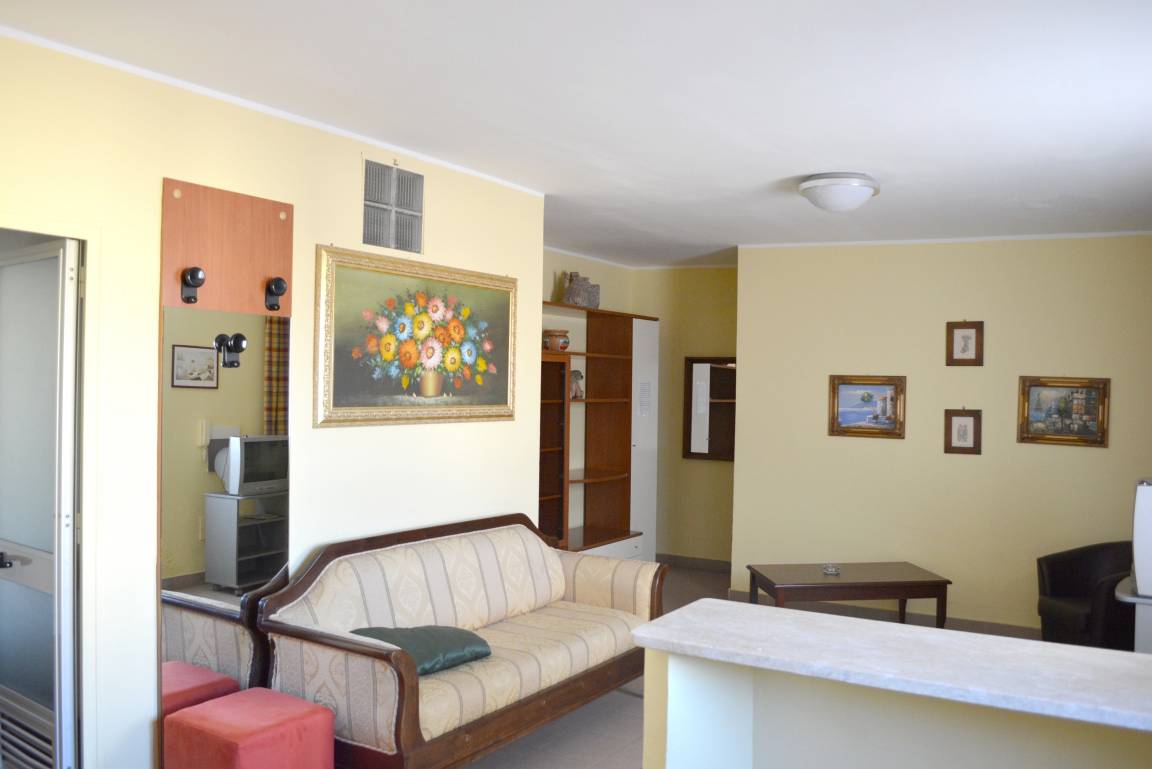 Confortevole appartamento a Reggio Calabria con terrazza