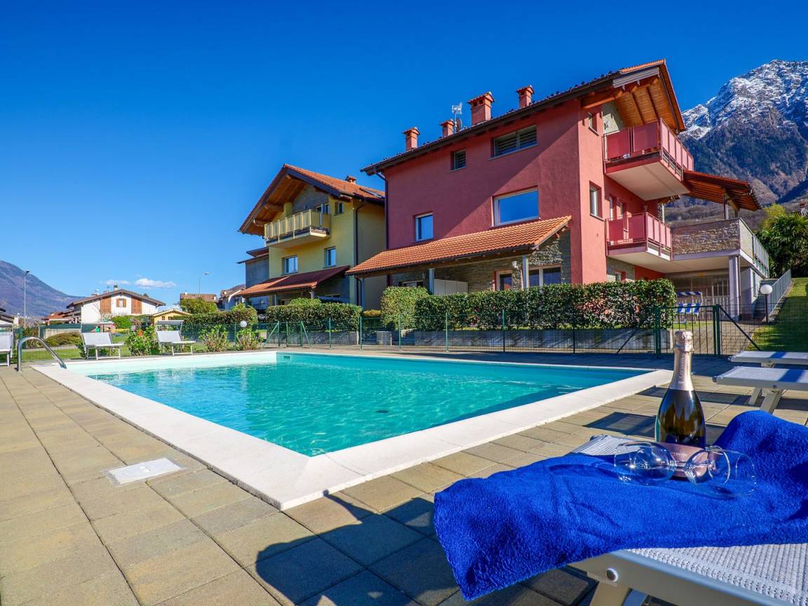 70 M² Appartamento Vacanza ∙ 3 Camere Da Letto ∙ 6 Ospiti - Colico
