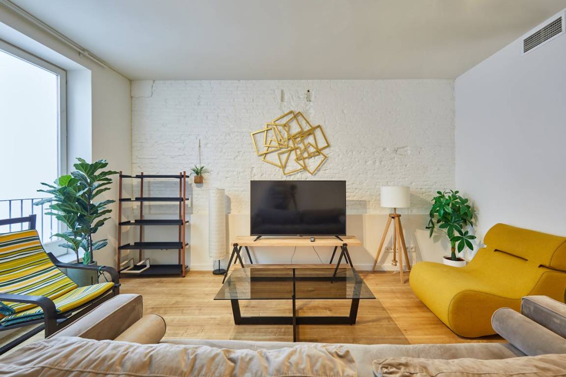 120 M² Apartment ∙ 3 Bedrooms ∙ 5 Guests - Barcelona
