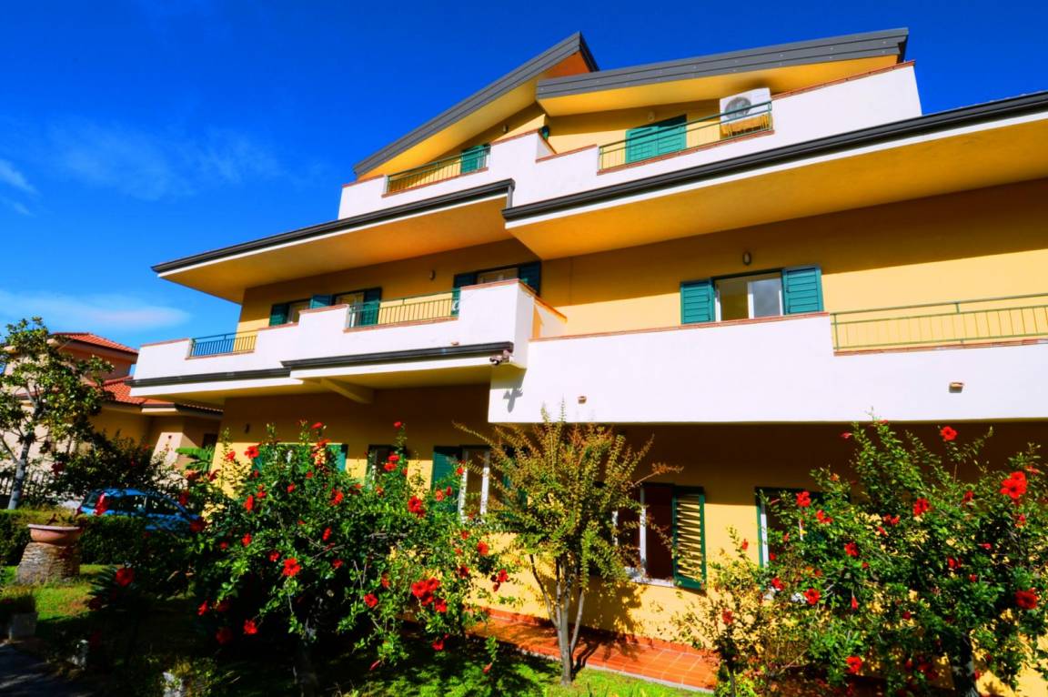 65 M² Apartment ∙ 2 Bedrooms ∙ 6 Guests - Tropea