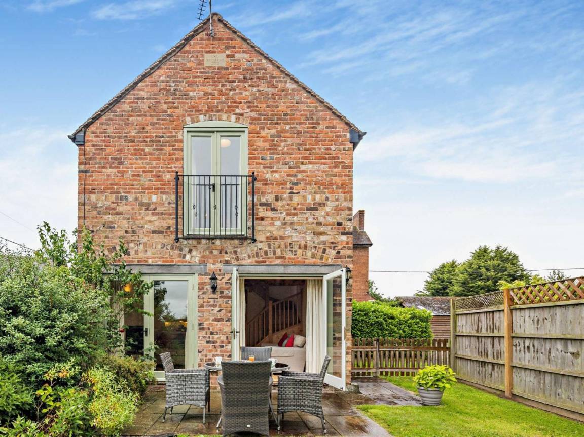 Cottage ∙ 2 Bedrooms ∙ 4 Guests - Worcestershire