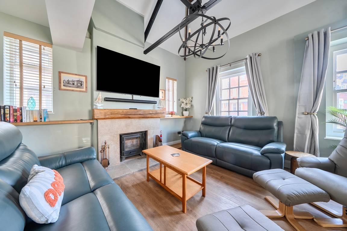 70 M² Apartment ∙ 4 Bedrooms ∙ 8 Guests - Swanage