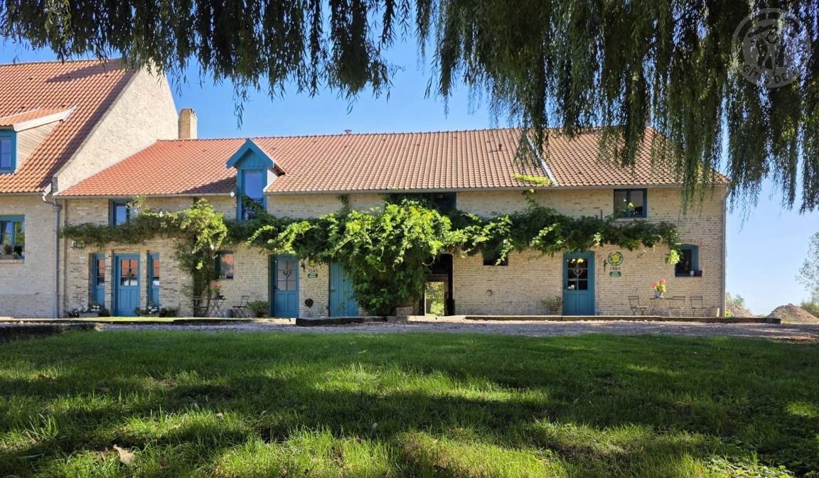 130 m&sup2; G&icirc;te 3 Schlafzimmer 6 G&auml;ste
