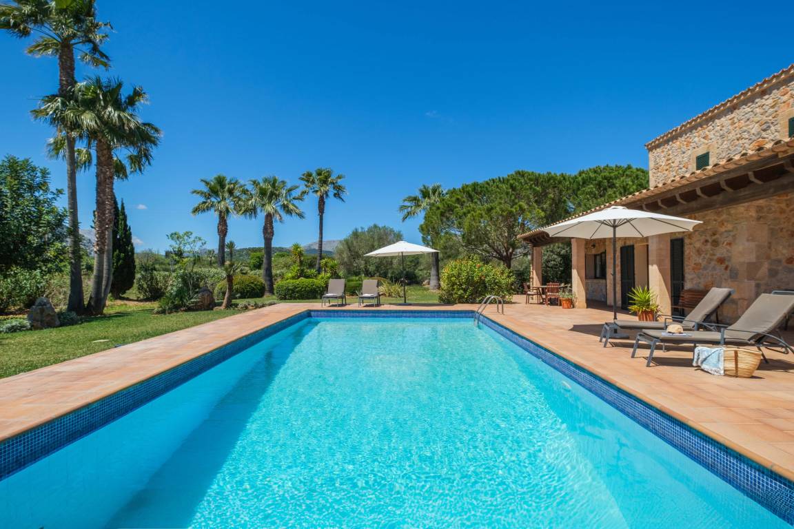 200 M² House ∙ 2 Bedrooms ∙ 4 Guests - Port de Pollença