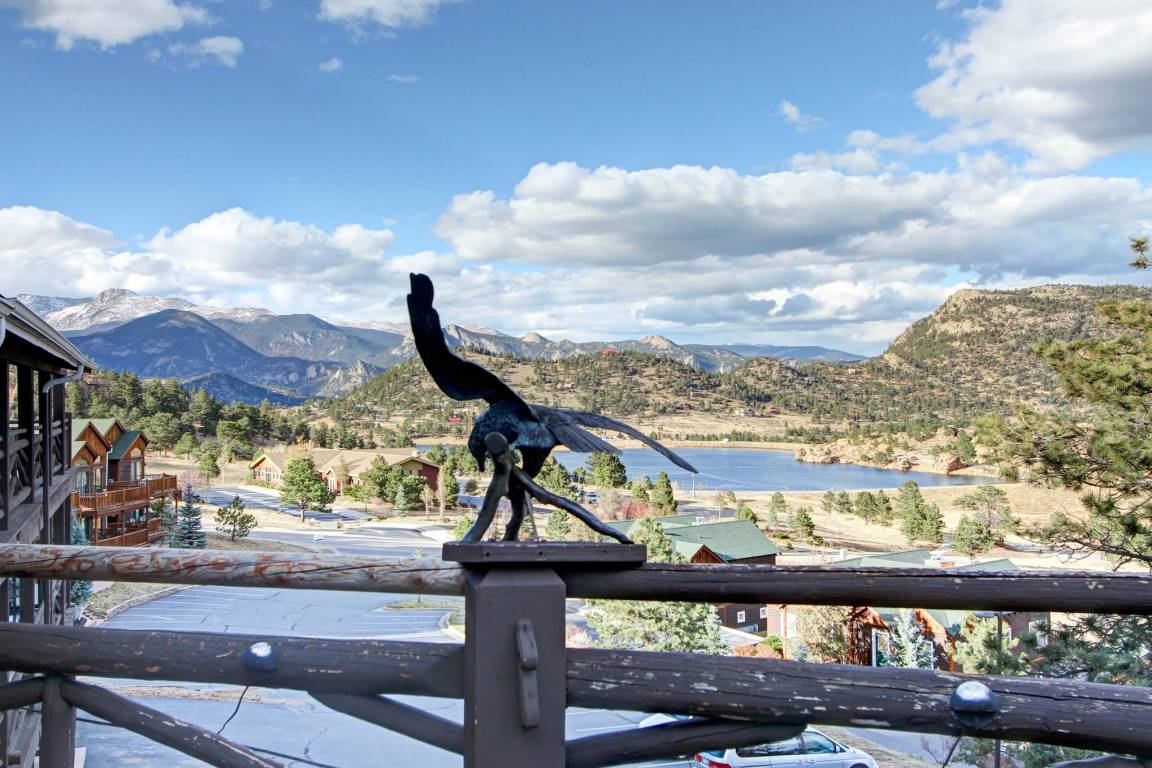 105 M² Condo ∙ 2 Bedrooms ∙ 6 Guests - Estes Park, CO