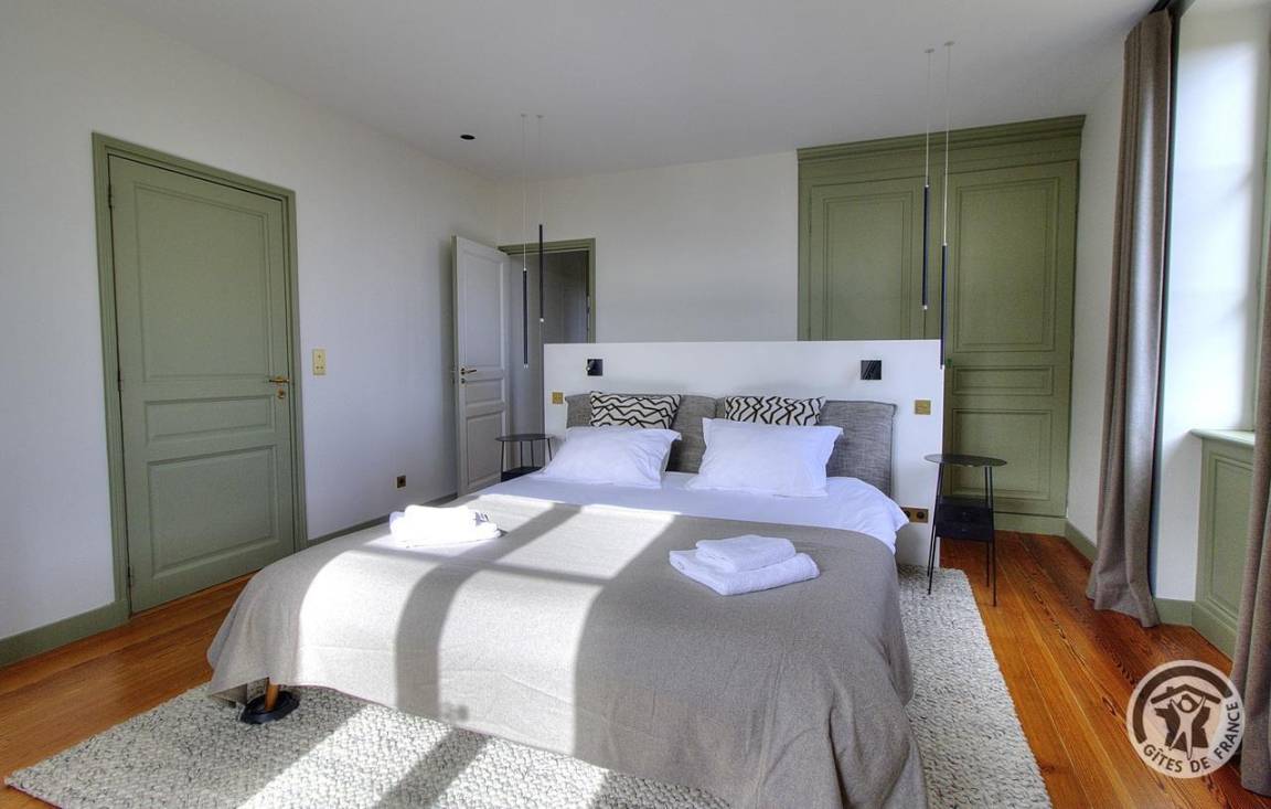 760 m² Landhaus ∙ 10 Schlafzimmer ∙ 26 Gäste – Bild 20