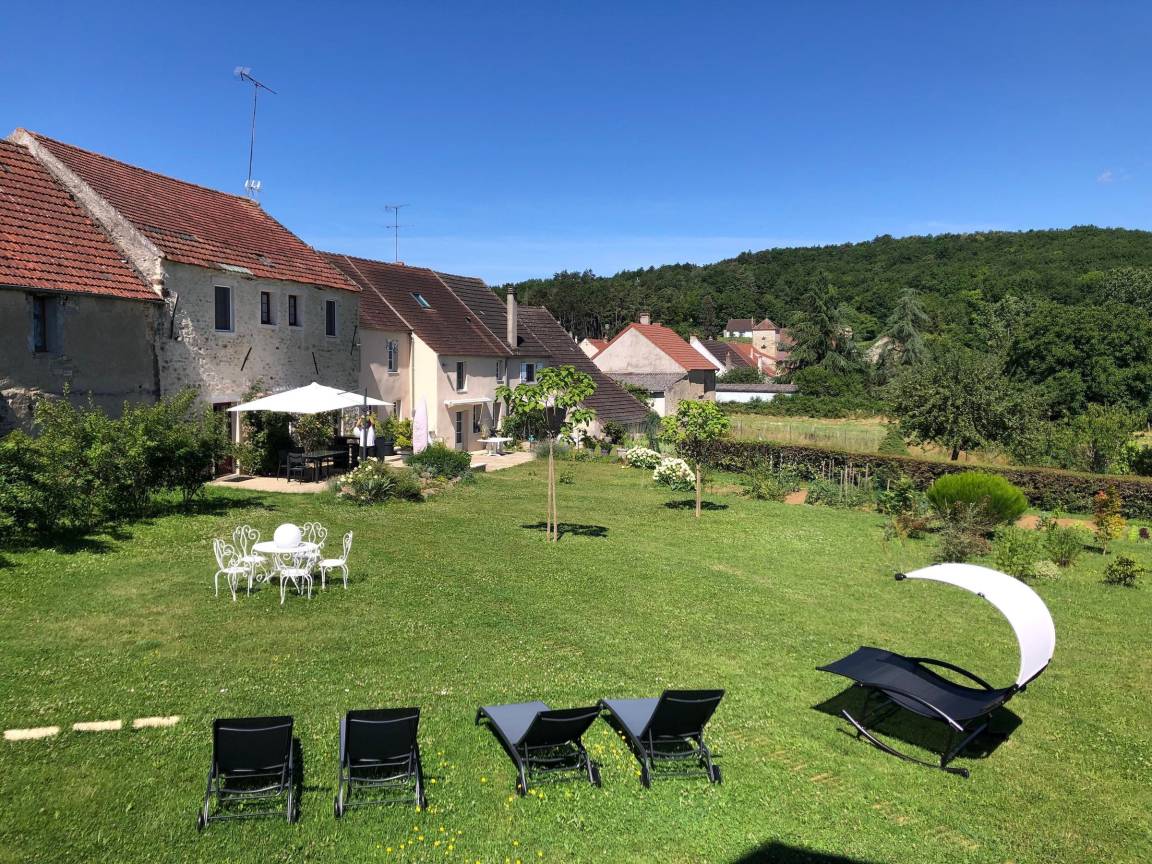 23 M² Chambre D'hôtes ∙ 1 Chambre ∙ 3 Personnes - Vézelay
