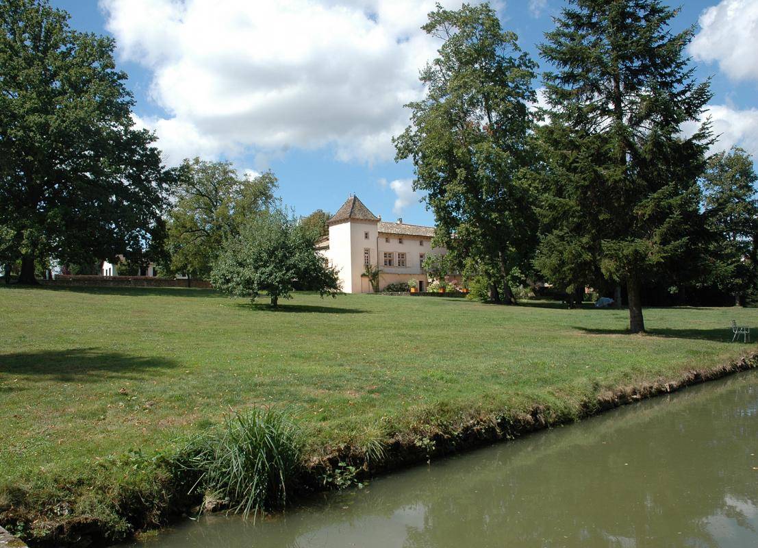 61 m&sup2; G&icirc;te 1 Schlafzimmer 2 G&auml;ste