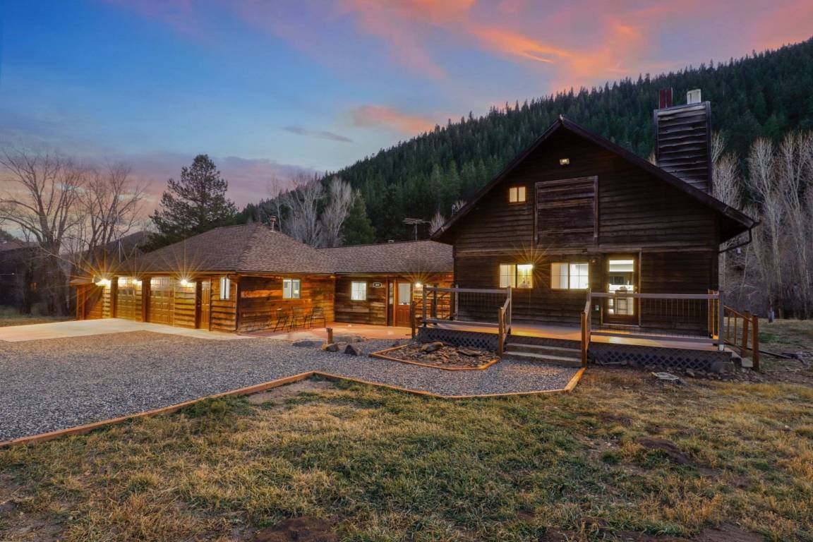 209 M² House ∙ 3 Bedrooms ∙ 6 Guests - Idaho Springs, CO