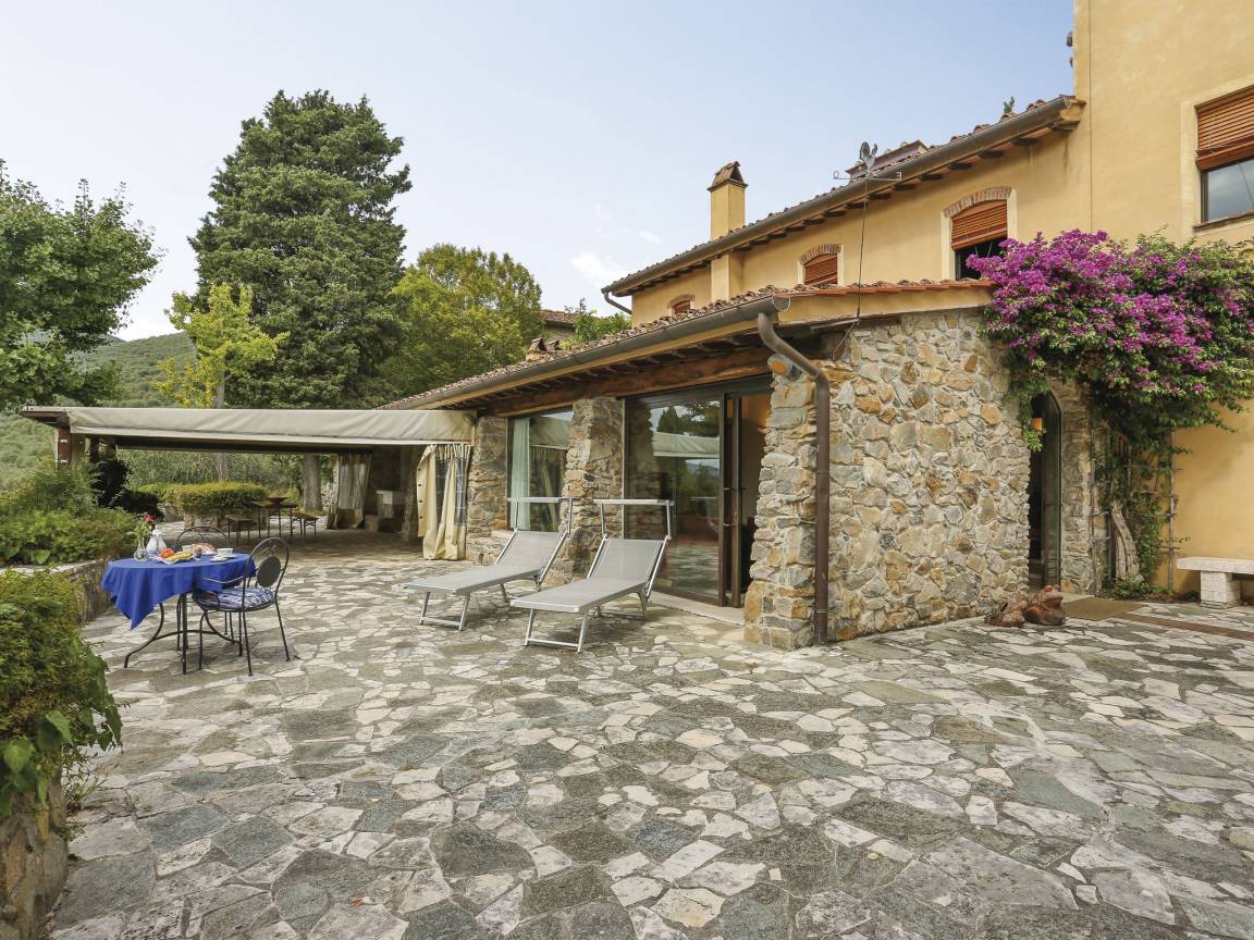 300 M² Huis ∙ 5 Slaapkamers ∙ 9 Gasten - Pontedera