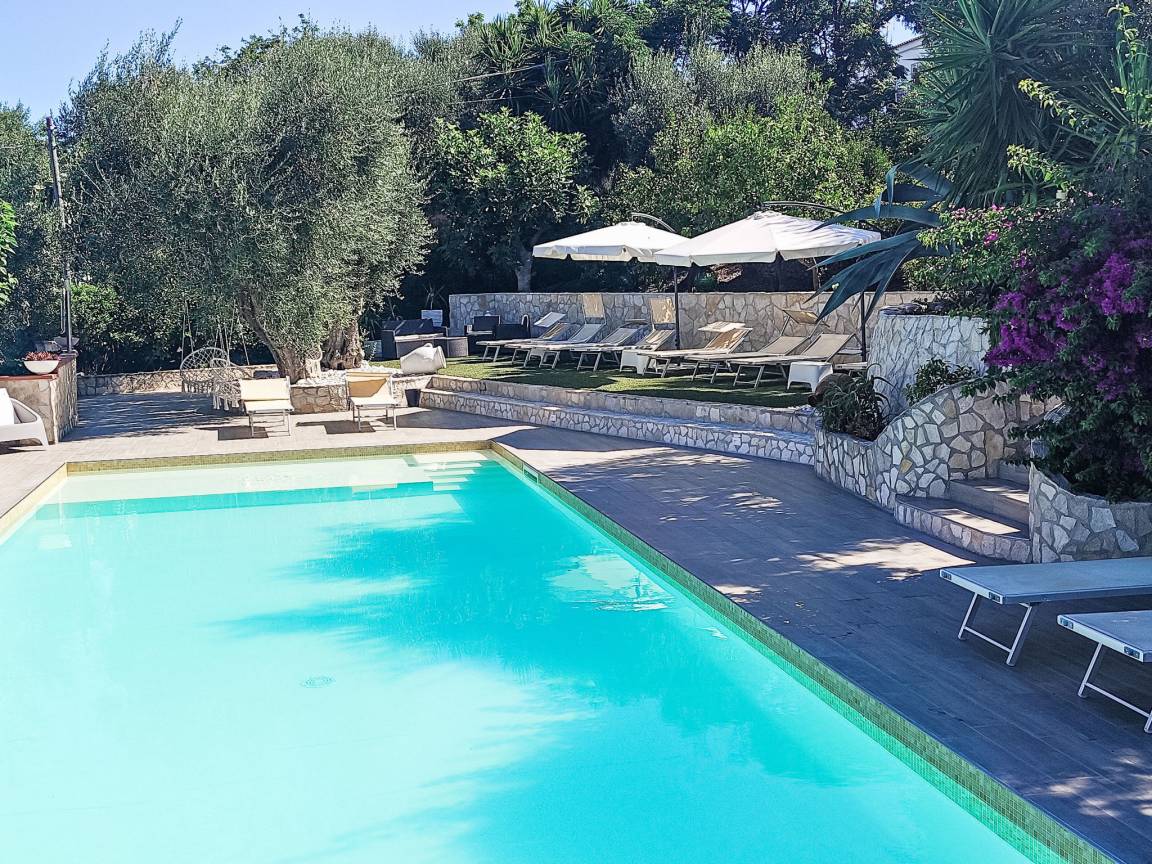 48 M² Apartment ∙ 1 Bedroom ∙ 2 Guests - Rodi Garganico