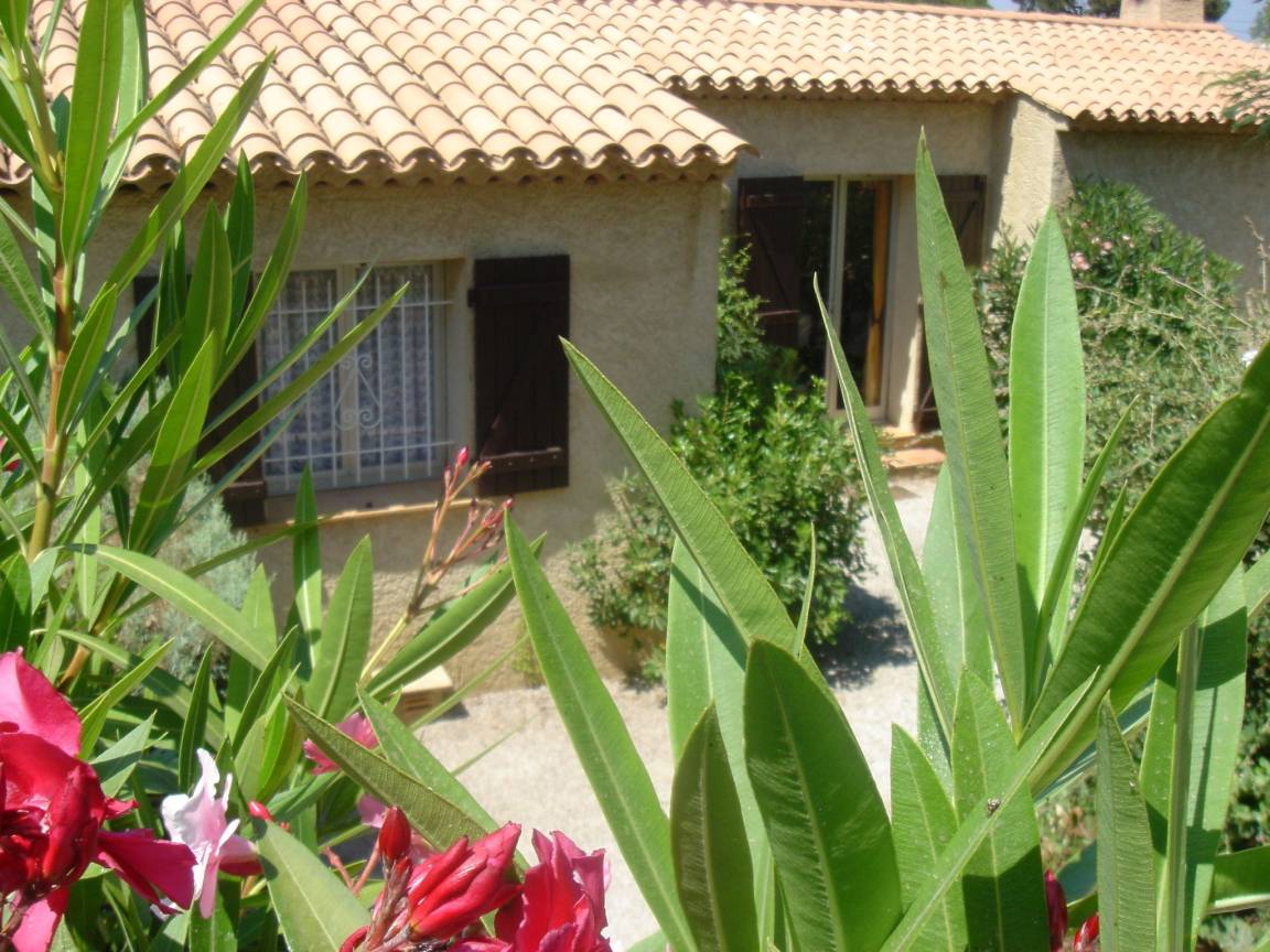 70 M² Maison De Vacances ∙ 2 Chambres ∙ 2 Personnes - Sainte-Maxime