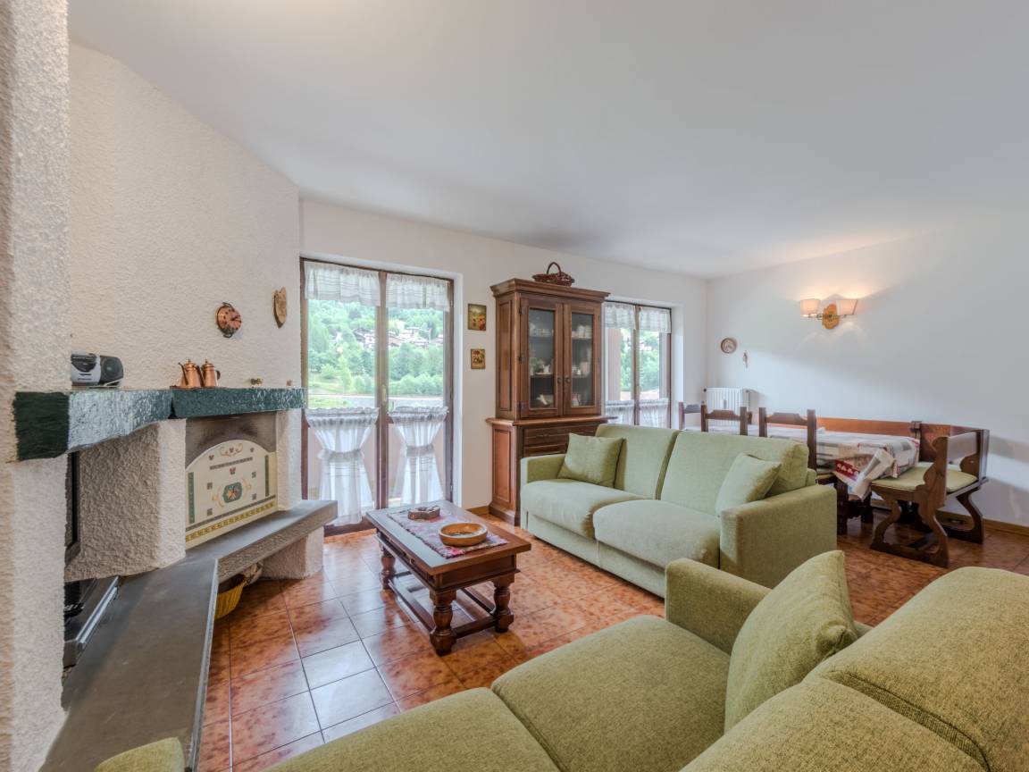 70 M² Apartment ∙ 2 Bedrooms ∙ 6 Guests - Pinzolo