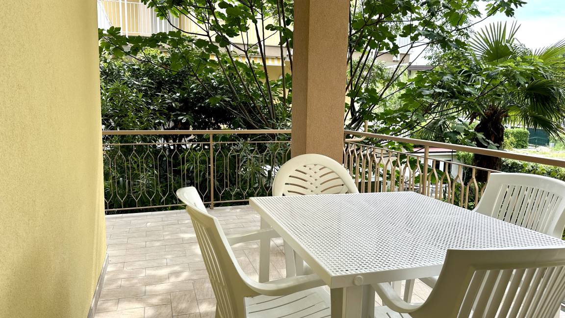 85 M² Huoneisto ∙ 3 Makuuhuonetta ∙ 6 Vierasta - Numana