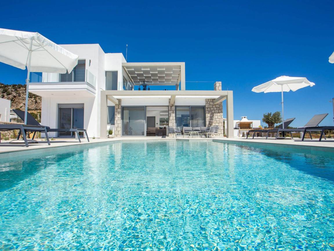 150 M² House ∙ 3 Bedrooms ∙ 6 Guests - Faliraki
