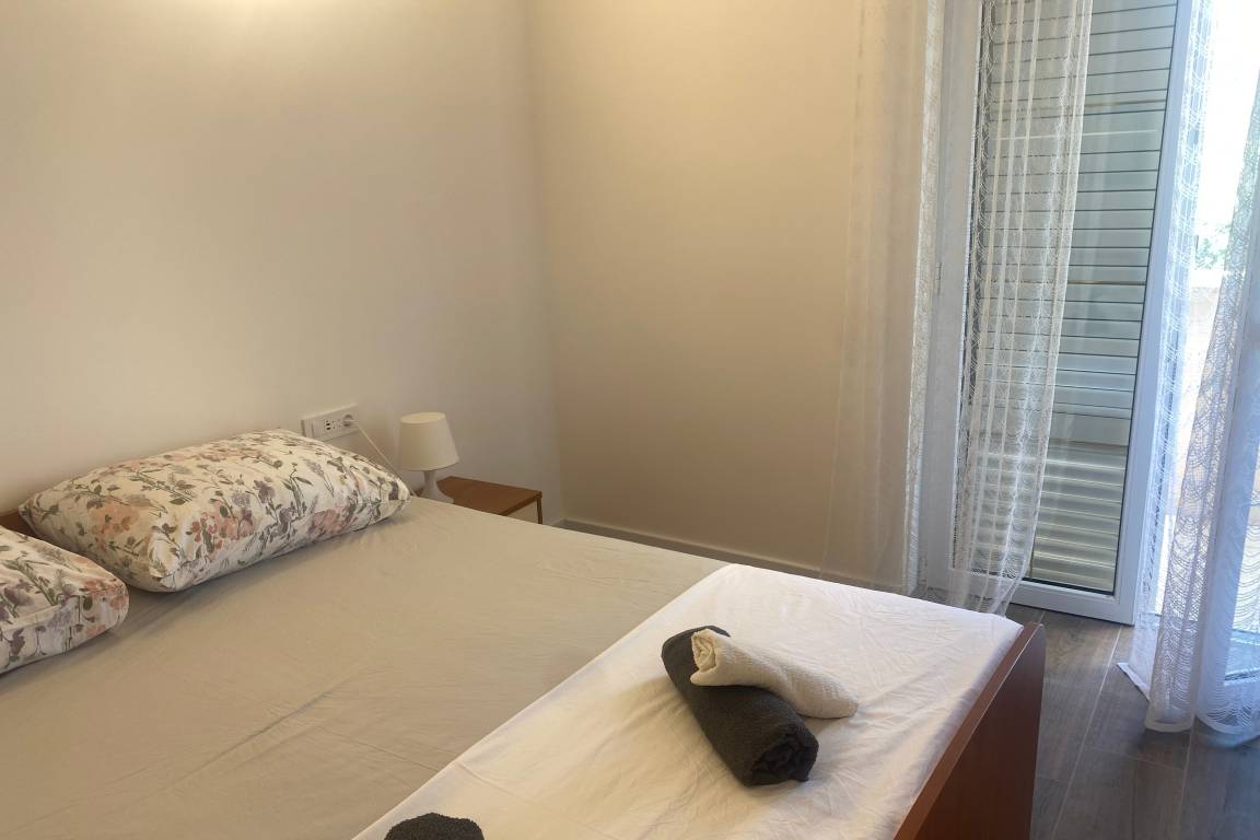 53 M² Apartment ∙ 2 Bedrooms ∙ 4 Guests - Lopar