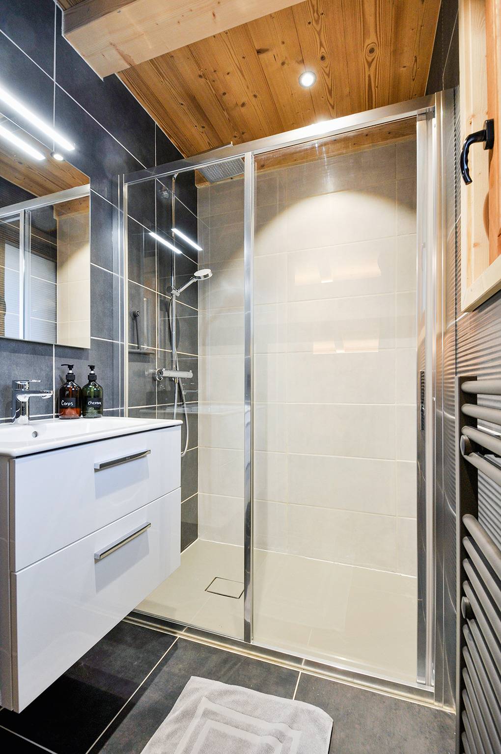 160 m² Ferienhaus ∙ 4 Schlafzimmer ∙ 15 Gäste – Bild 20