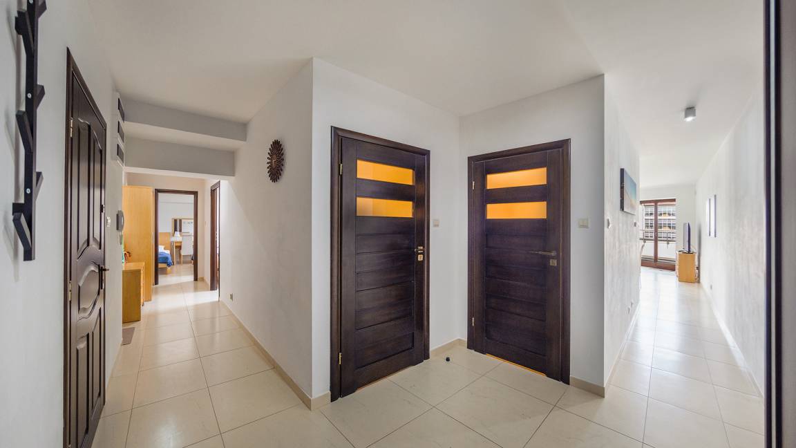96 m² Ferienwohnung ∙ 2 Schlafzimmer ∙ 6 Gäste – Bild 3