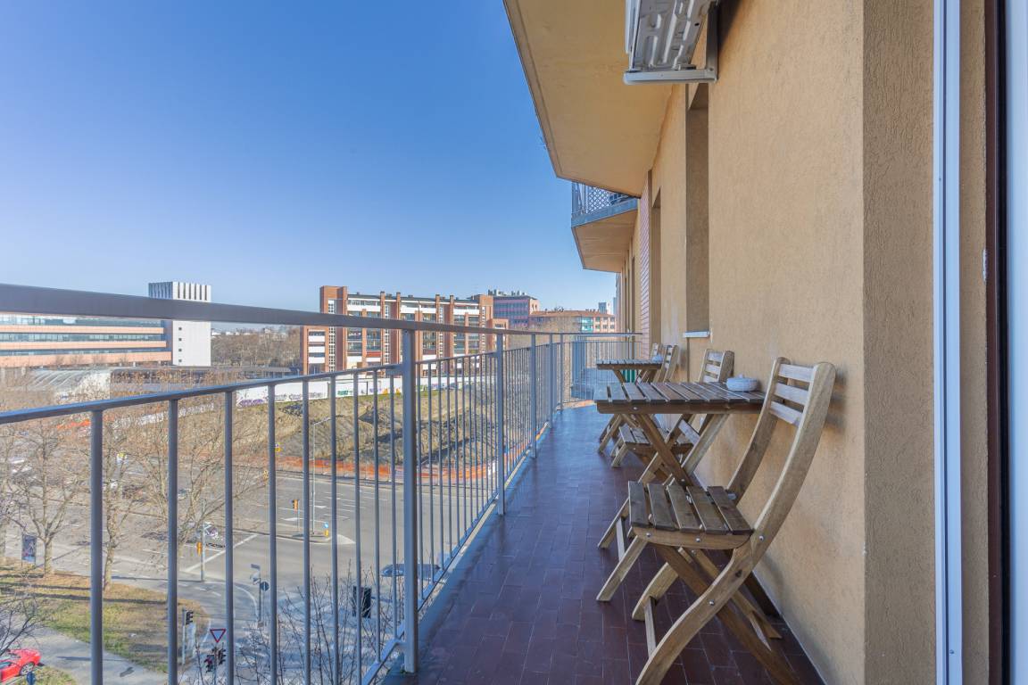 80 M² Apartamento ∙ 2 Habitaciones ∙ 5 Huéspedes - Bolonia