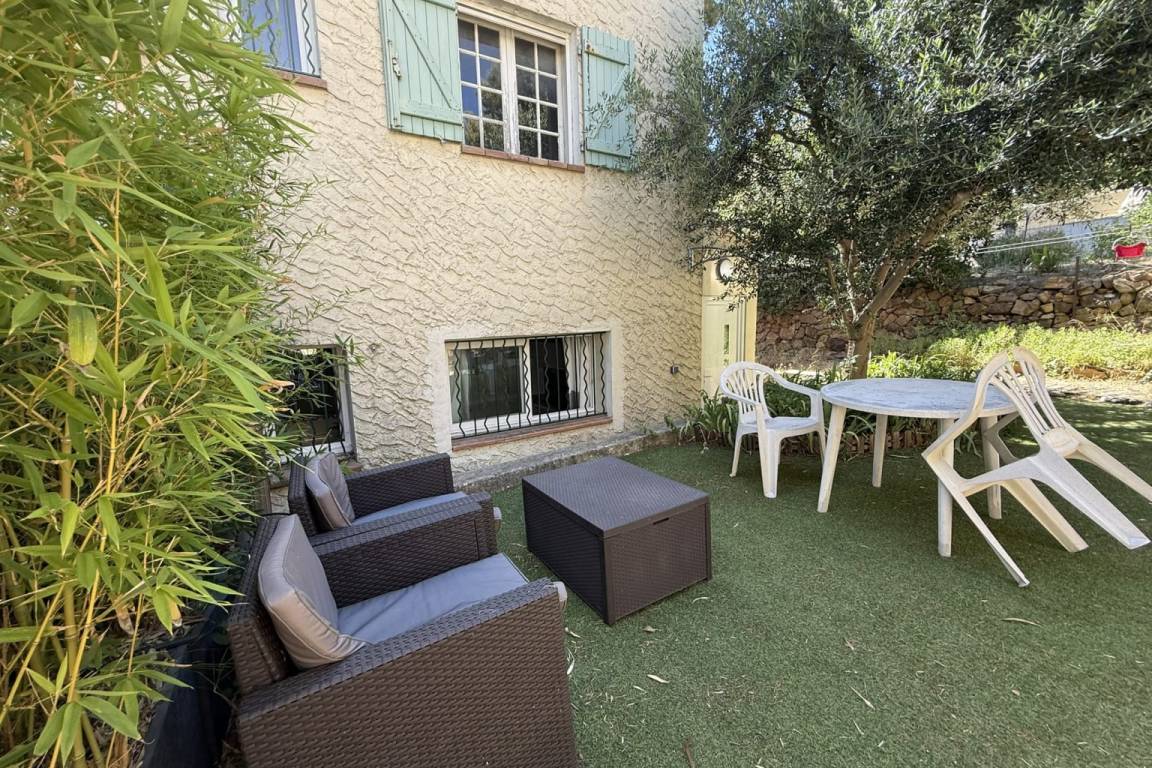 20 M² Studio ∙ 2 Gäste - Le Pradet