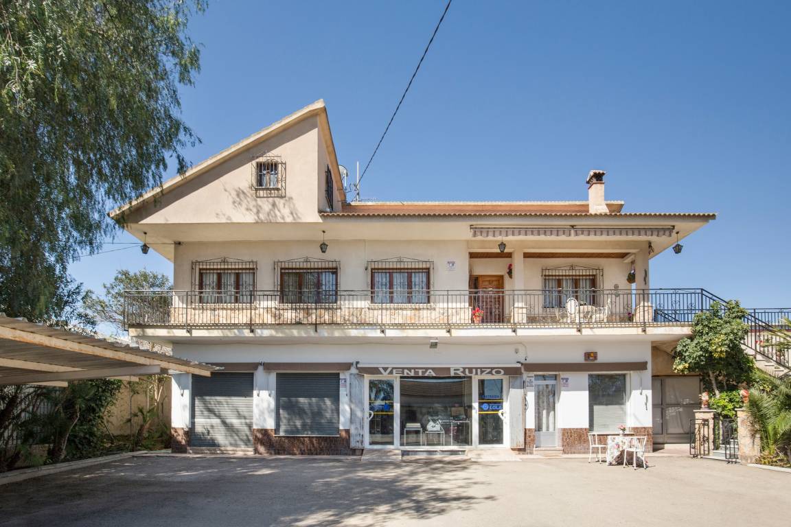 200 M² House ∙ 5 Bedrooms ∙ 10 Guests - Lorca
