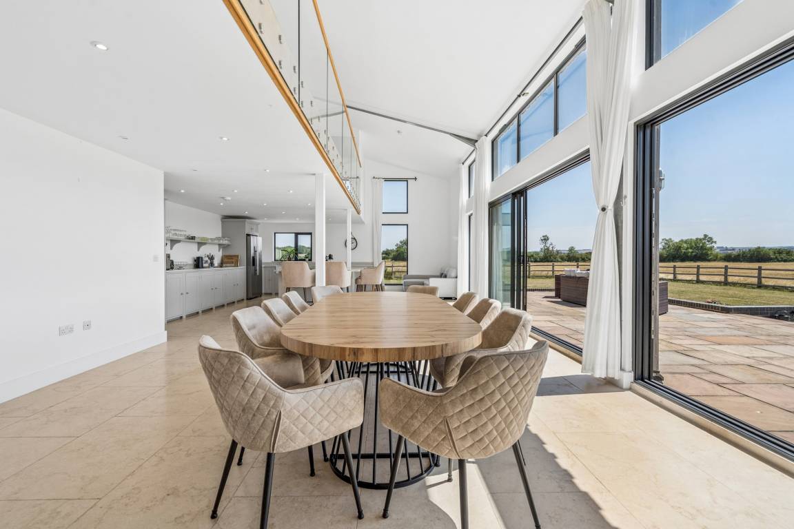 186 M² House ∙ 5 Bedrooms ∙ 10 Guests - Wantage