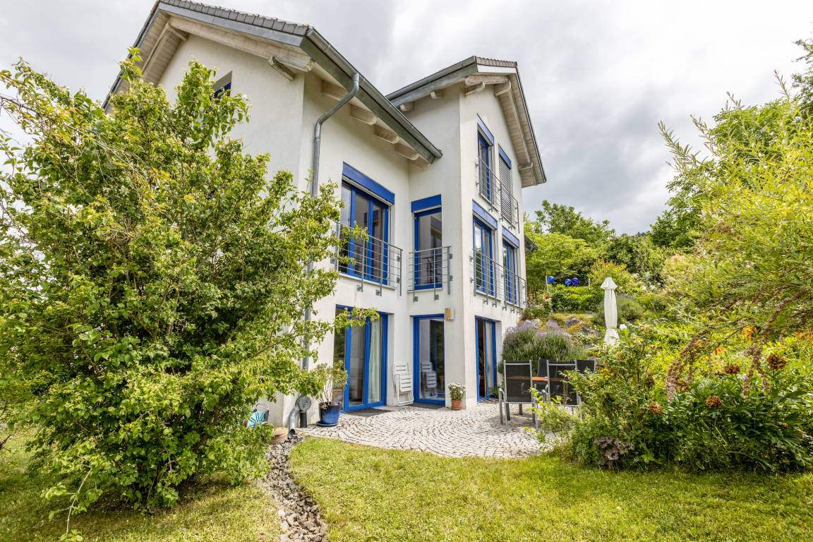 65 M² Ferienwohnung ∙ 1 Schlafzimmer ∙ 4 Gäste - Wehingen