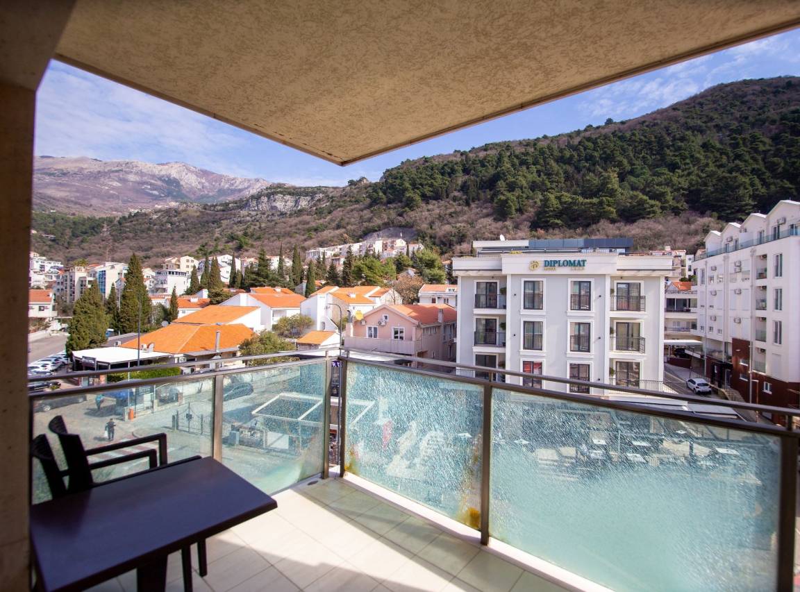 20 M² Huis ∙ 1 Slaapkamer ∙ 2 Gasten - Budva