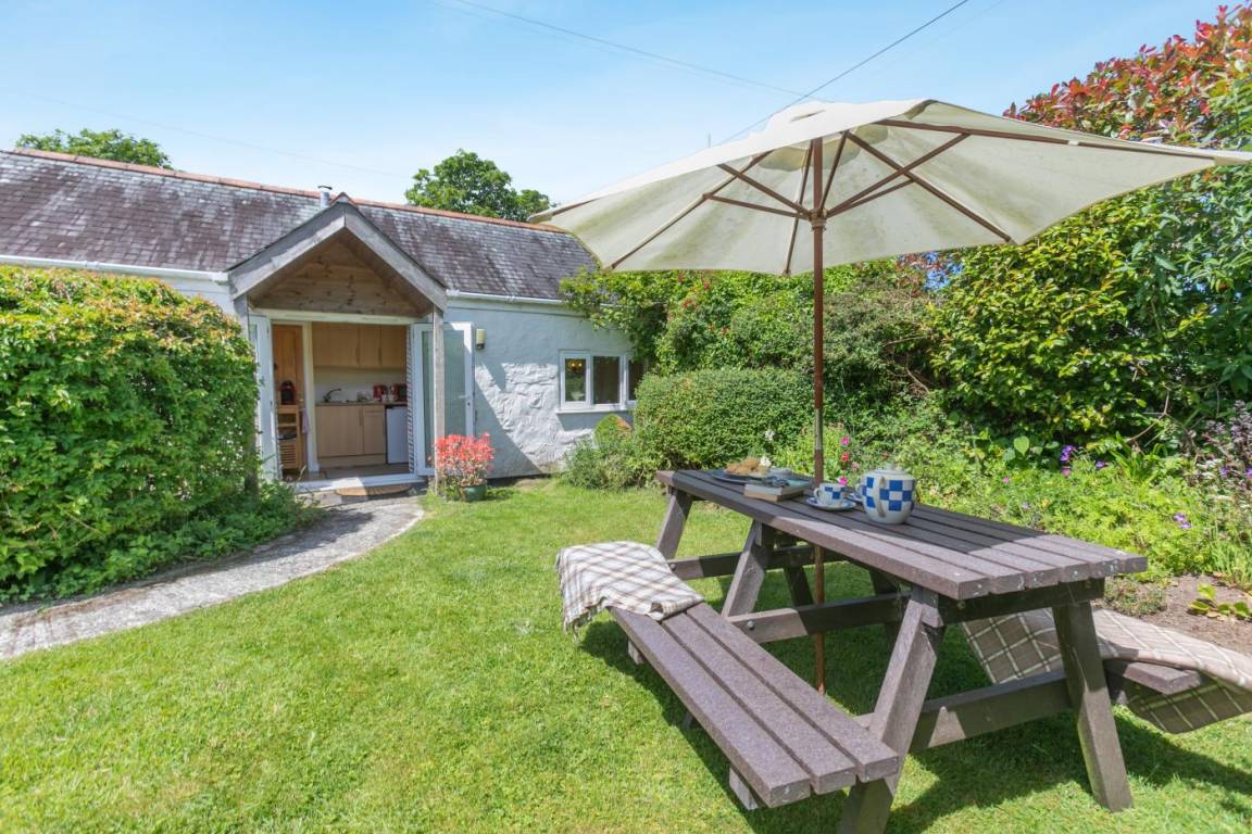 Cottage ∙ 1 Bedroom ∙ 2 Guests - Falmouth
