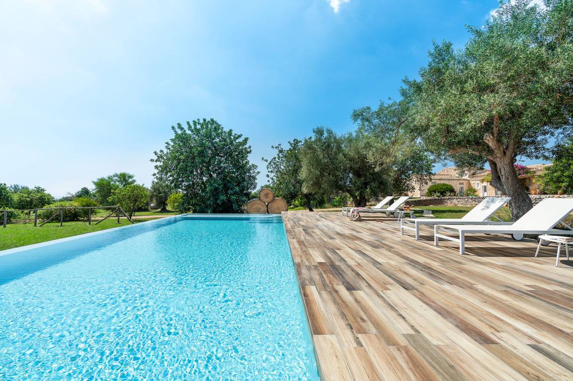 300 M² Villa Vacanza ∙ 6 Camere Da Letto ∙ 12 Ospiti - Pozzallo