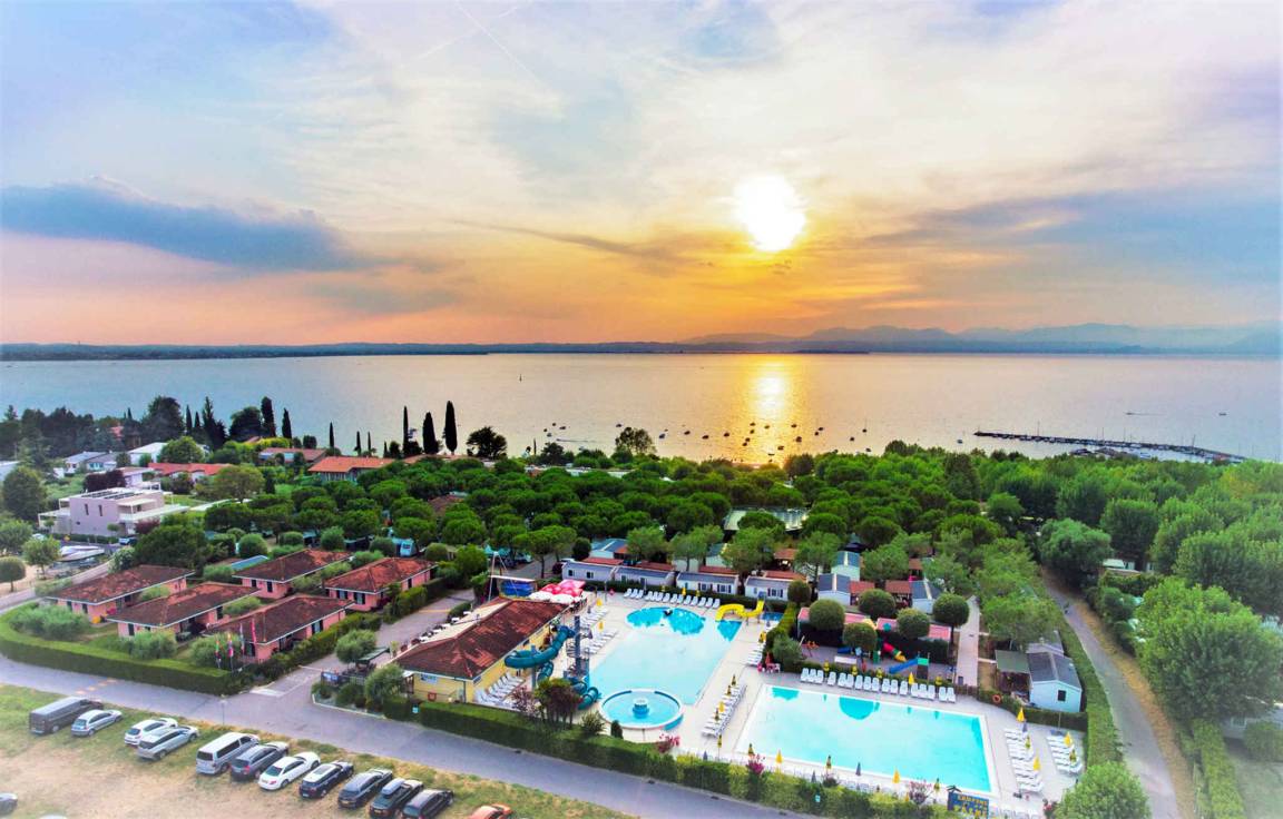31 M² Bungalow ∙ 2 Habitaciones ∙ 4 Huéspedes - Lazise, VR
