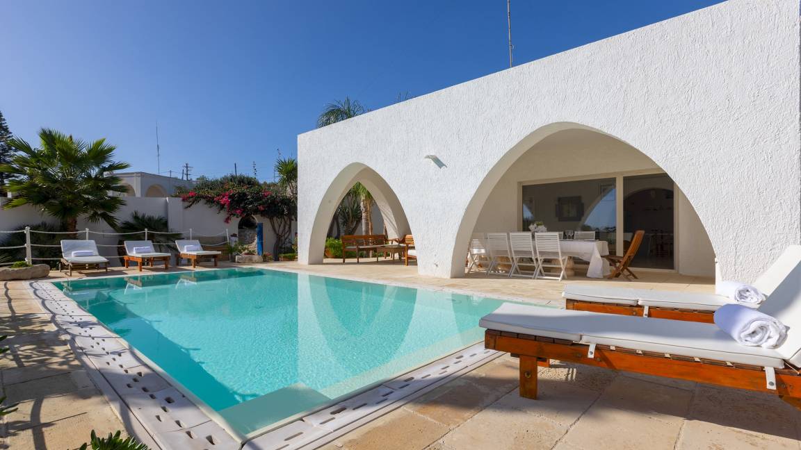 140 M² Villa ∙ 4 Slaapkamers ∙ 10 Gasten - Gagliano del Capo