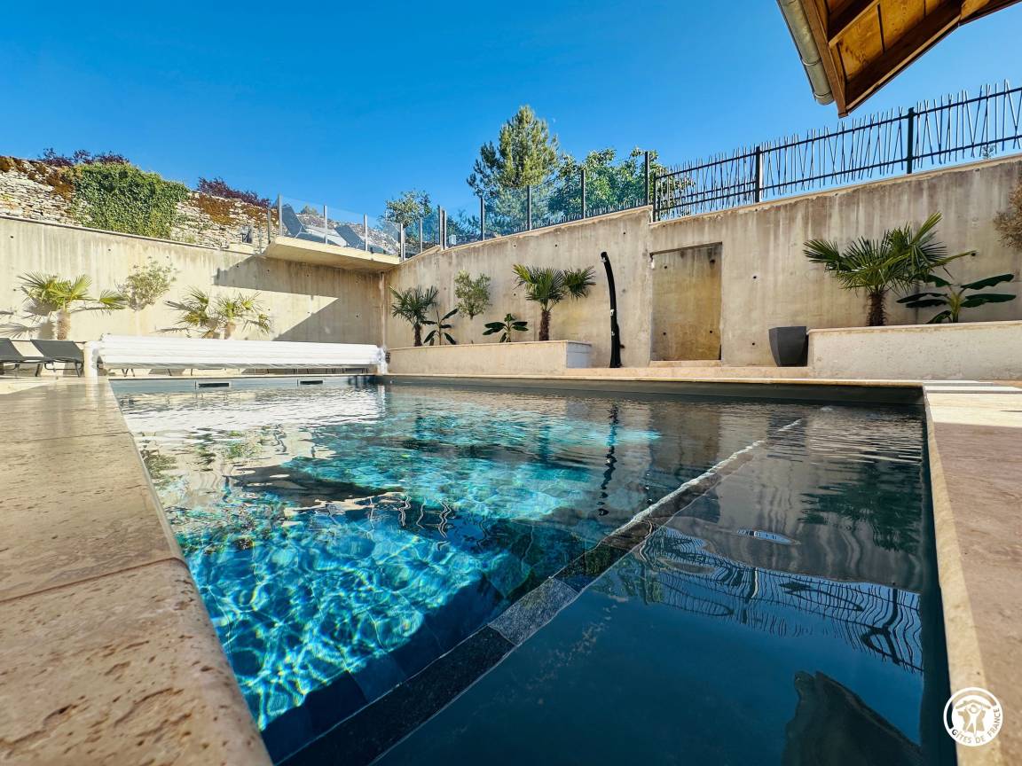 250 M² Cottage ∙ 5 Bedrooms ∙ 12 Guests - Côte-d'Or