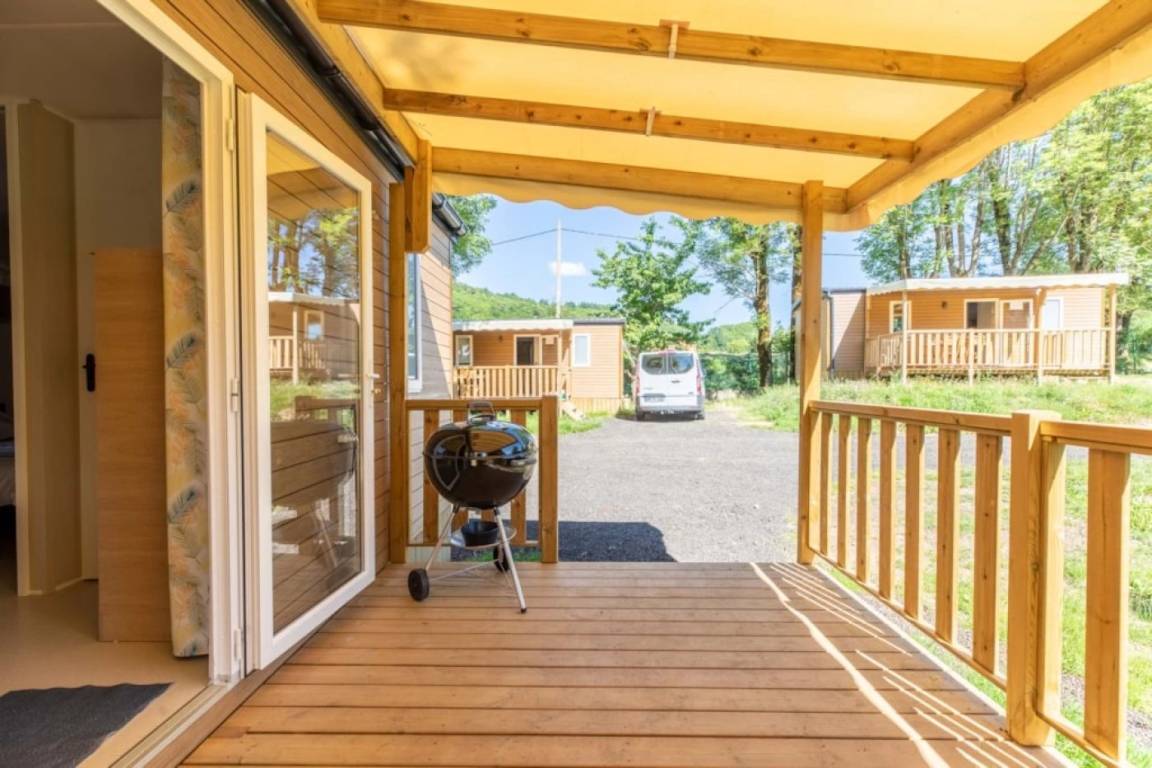 20 M² Camping ∙ 3 Chambres ∙ 6 Personnes - Puy-de-Dôme