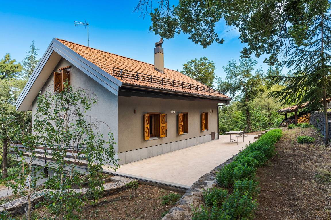 120 m&sup2; Villa 3 Schlafzimmer 6 G&auml;ste