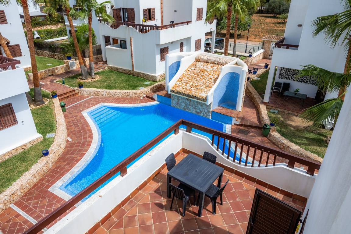 100 M² Apartamento ∙ 5 Habitaciones ∙ 10 Huéspedes - Cala d'Or
