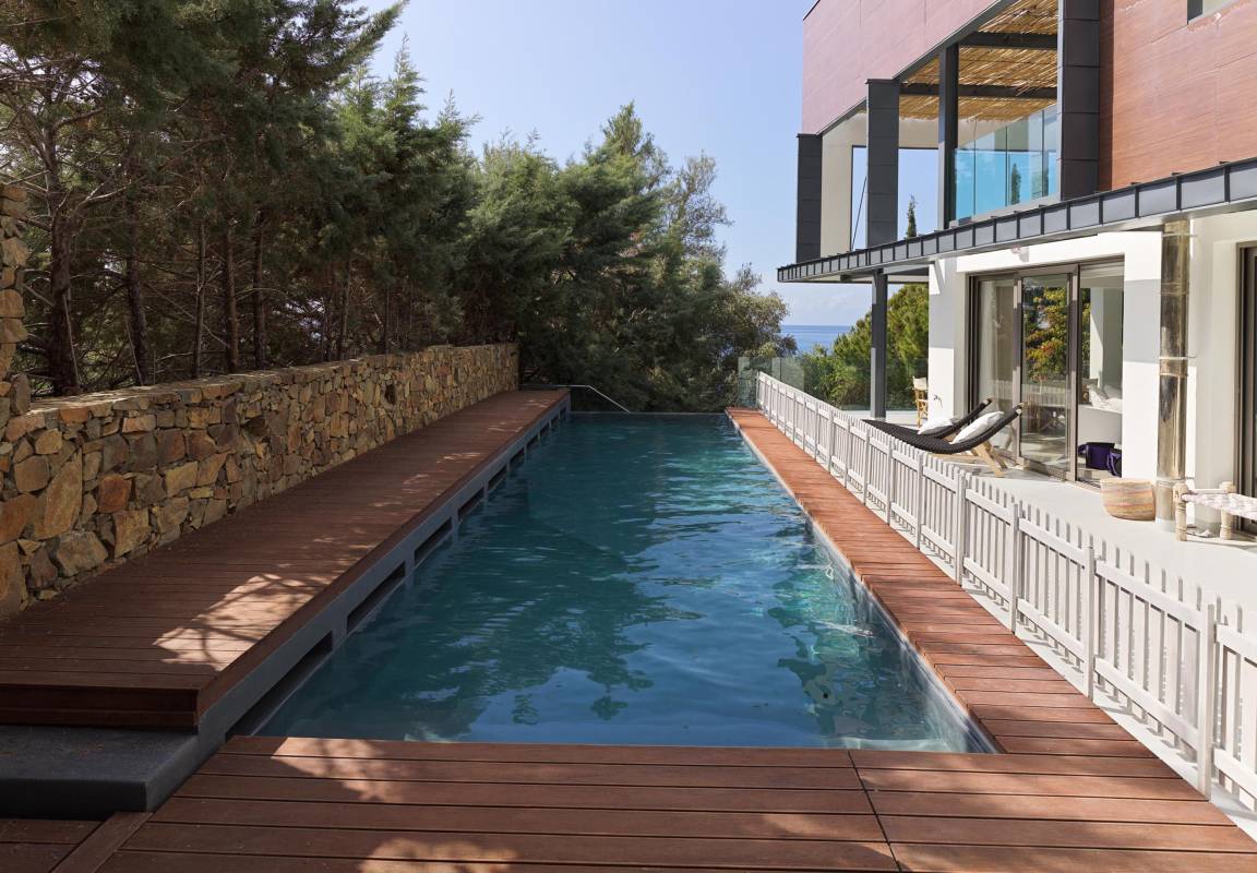 300 M² Apartment ∙ 6 Bedrooms ∙ 12 Guests - Argaka