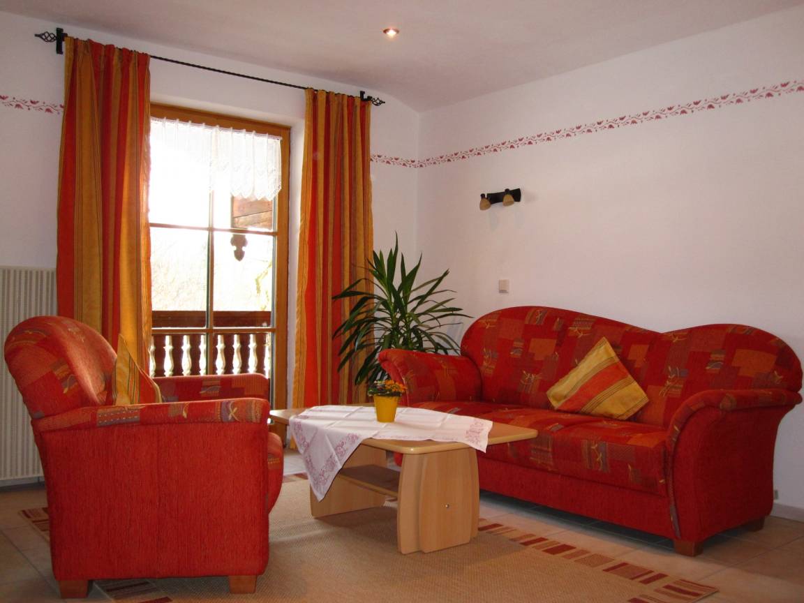 90 M² Apartamento ∙ 3 Habitaciones ∙ 5 Huéspedes - Marquartstein