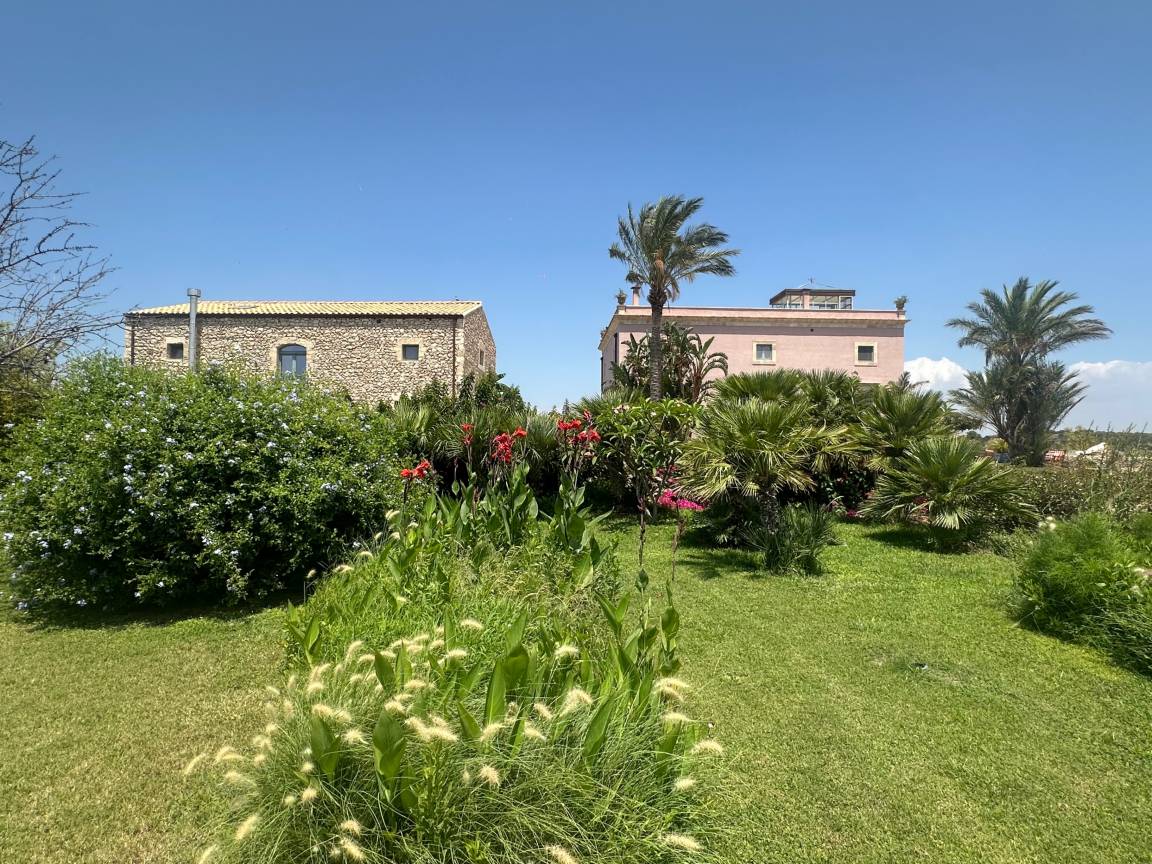 130 M² Villa ∙ 2 Slaapkamers ∙ 4 Gasten - Vittoria