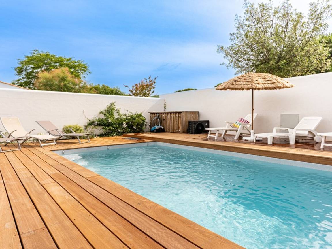 132 M² Villa ∙ 4 Bedrooms ∙ 10 Guests - La Couarde-sur-Mer