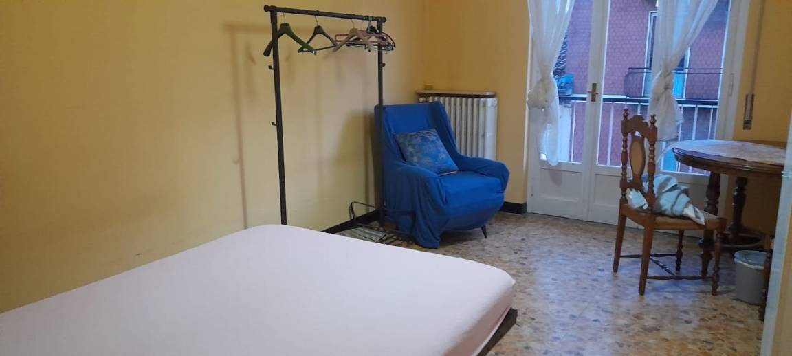 70 M² Private Room ∙ 1 Bedroom ∙ 1 Guest - Piacenza