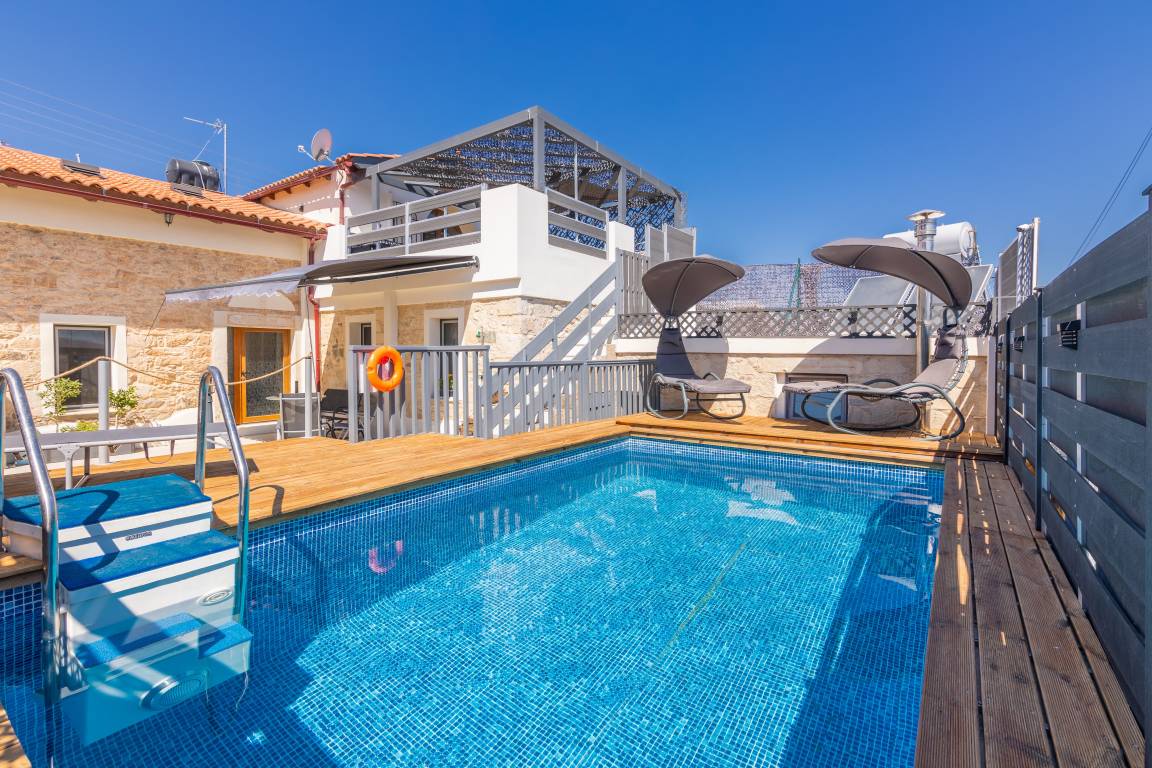 120 M² Finca ∙ 4 Bedrooms ∙ 8 Guests - Crete