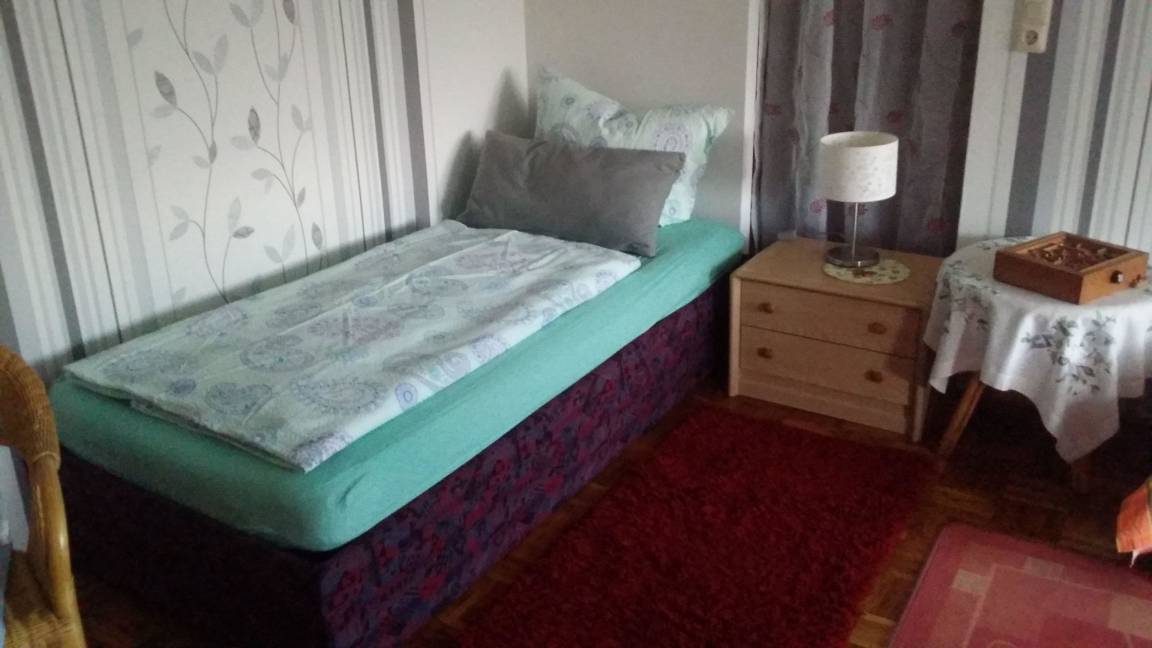 80 m² Ferienwohnung ∙ 1 Schlafzimmer ∙ 4 Gäste – Bild 8